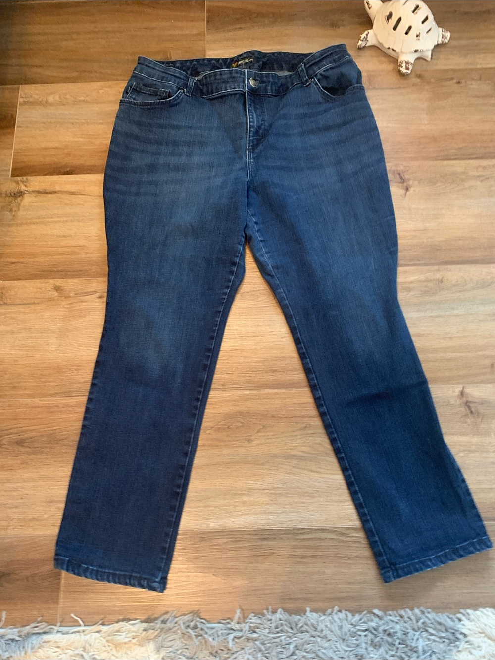 Lee Women's Indigo Straight-Leg Jeans size 20W